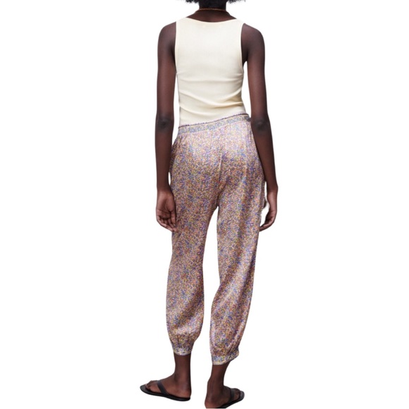 ZARA FLOWY PRINTED PANTS. EUC. - Picture 4 of 17